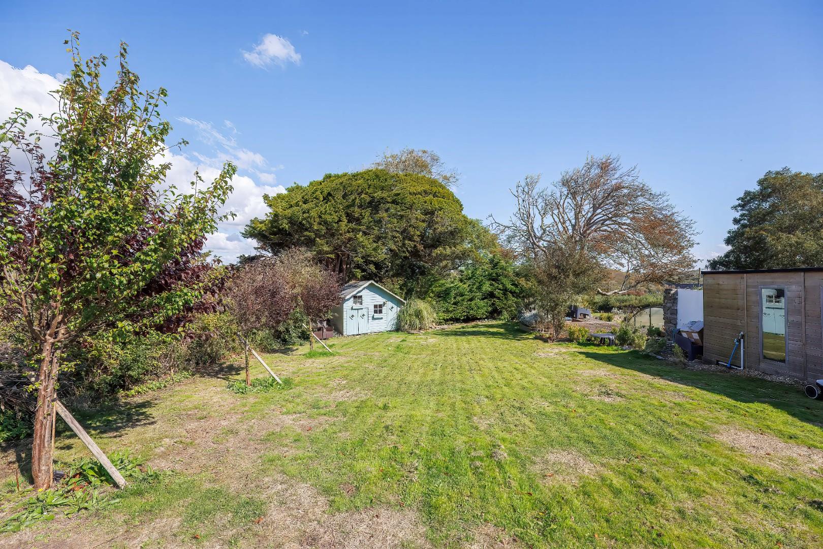 Upper Porthkerry Farm, Porthkerry Road, Rhoose, CF62 3BX